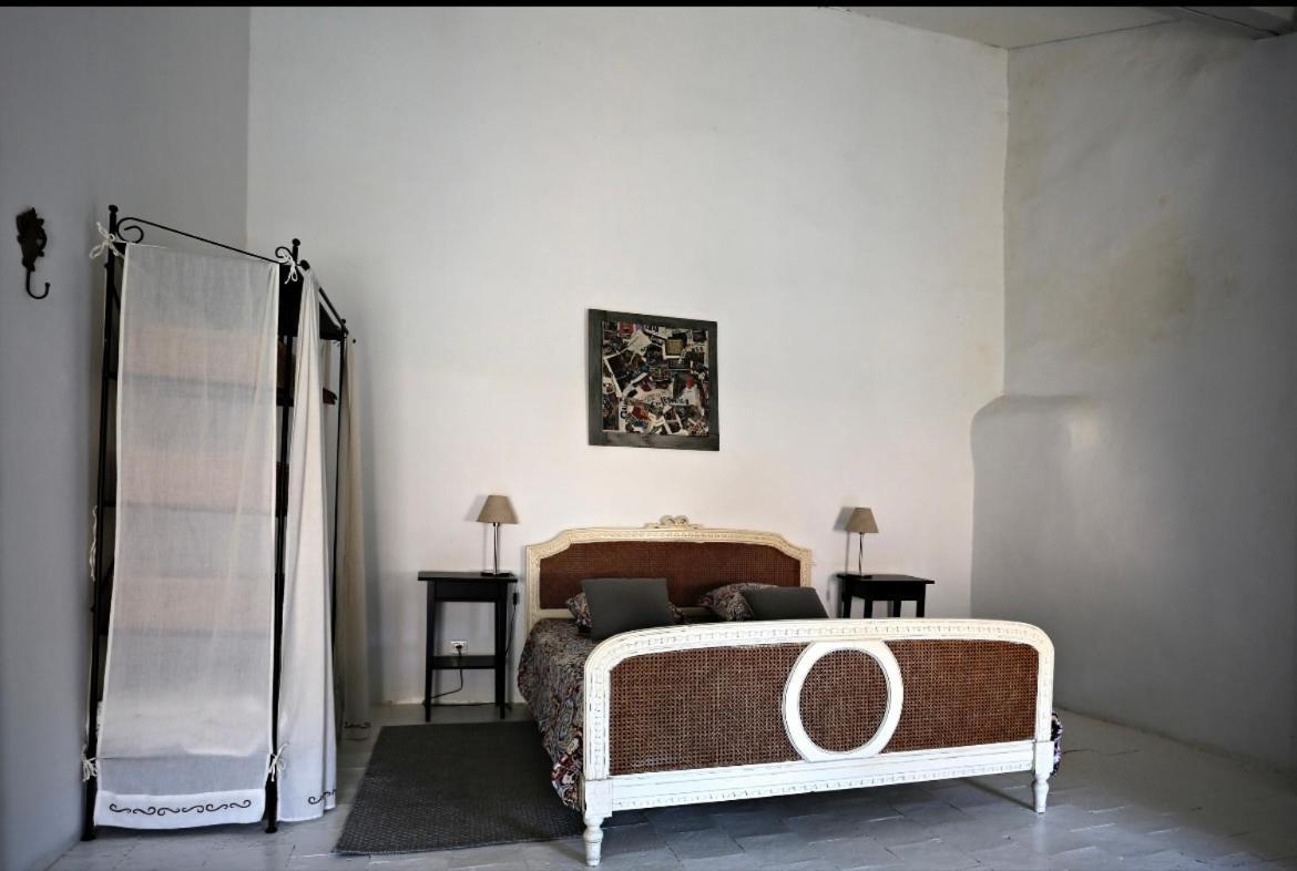Les Chambres De La Villa Eugenie Lézignan-Corbières Quarto foto